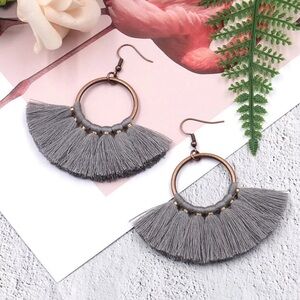 Bohemian NWT Fan Shaped Grey Tassel Earrings Brand New In Packaging